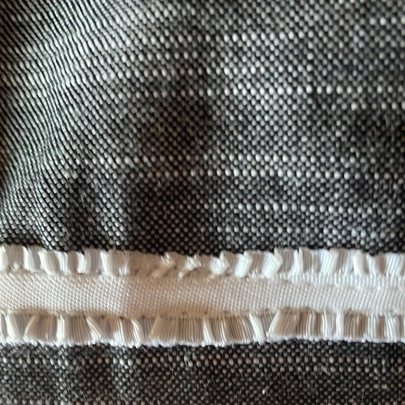 Red handmade “Amaryllis” Apron - Picture 9 of 12